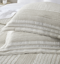Load image into Gallery viewer, Avalon Pure Linen Stripes Duvet Cover