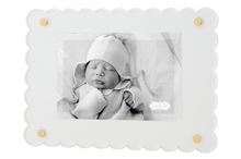 Load image into Gallery viewer, Scalloped acrylic Frame