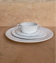 Load image into Gallery viewer, Clos Du Manoir Plate