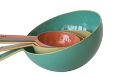 Load image into Gallery viewer, Enameled Stainless Steel Measuring Cups
