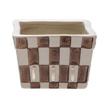 Load image into Gallery viewer, Check Berry Basket