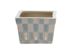 Load image into Gallery viewer, Check Berry Basket