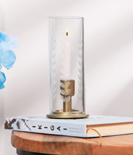 Load image into Gallery viewer, Juliet Candleholder