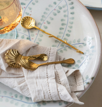 Load image into Gallery viewer, Stainless Steel Shell Shaped Spoon