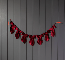 Load image into Gallery viewer, Red Velvet Bow Garland