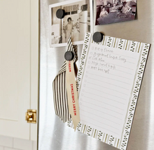 Load image into Gallery viewer, Holly Pattern Checklist Notepad