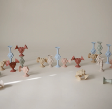 Load image into Gallery viewer, Daisy Silicone Suction Builders