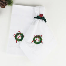 Load image into Gallery viewer, Embroidered Napkin Set
