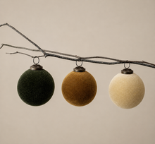 Load image into Gallery viewer, Velvet Ball Ornament 4"

