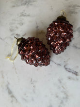 Load image into Gallery viewer, Pine Cone Ornament
