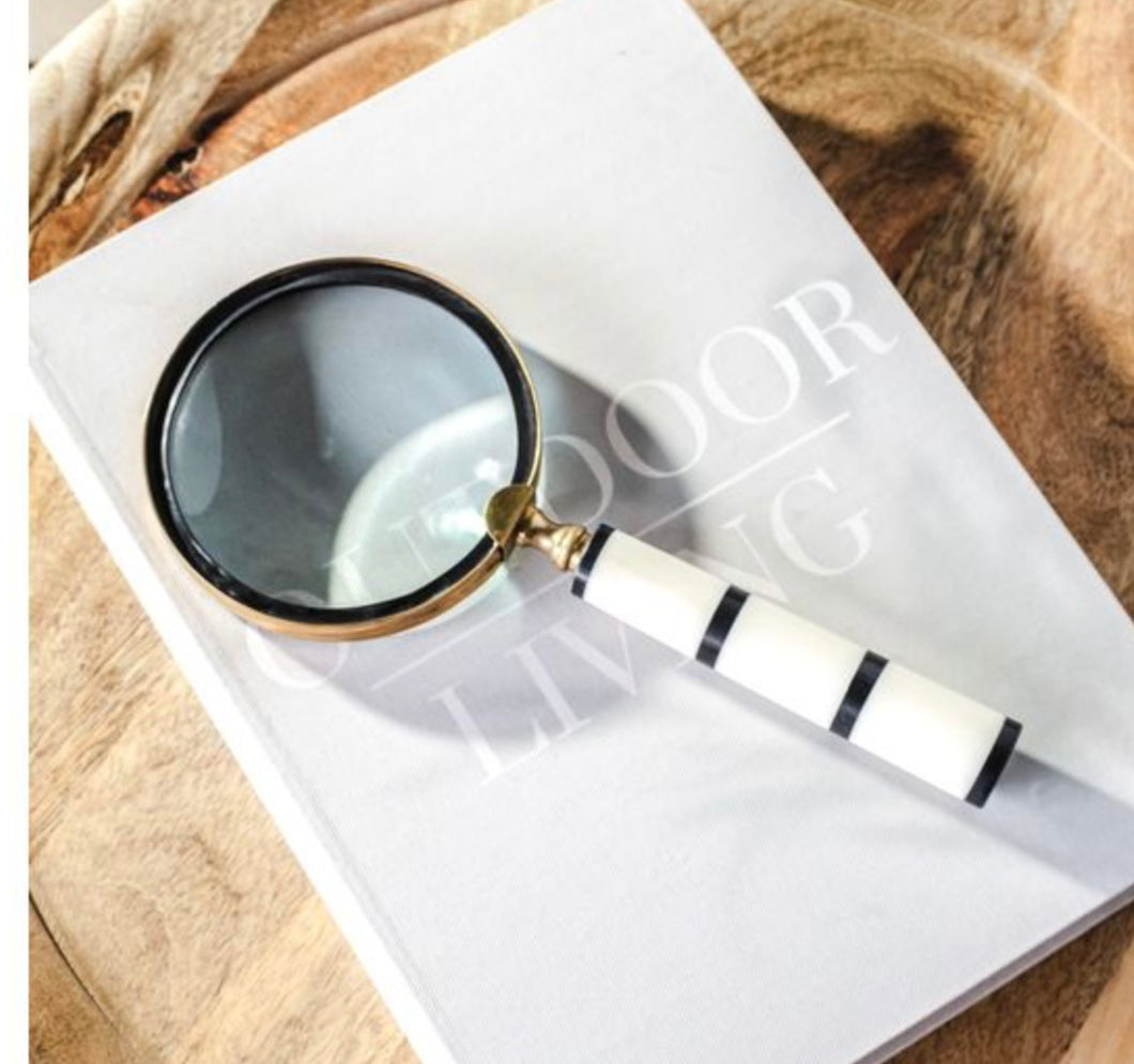 Resin Magnifying Glass