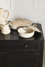Load image into Gallery viewer, Sycamore Lidded Dish
