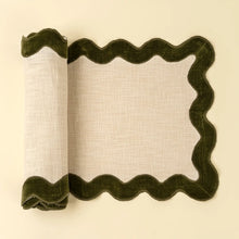 Load image into Gallery viewer, Velvet Scallop Runner - 108"L

