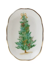 Load image into Gallery viewer, Stoneware Scalloped Dish
