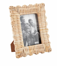 Load image into Gallery viewer, Woven Rattan Frame
