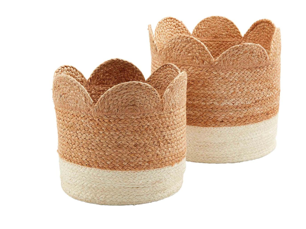 Scalloped Edge Basket