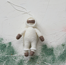 Load image into Gallery viewer, Wool Felt Astronaut Ornament
