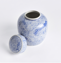 Load image into Gallery viewer, Dynasty Empire Vase
