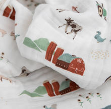 Load image into Gallery viewer, Cotton Muslin Quilt- Farmyard
