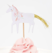 Load image into Gallery viewer, Princess Cupcake Kit
