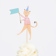 Load image into Gallery viewer, Animal Parade Cupcake Kit
