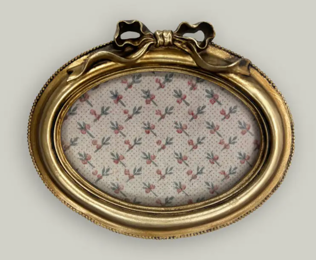 Bow Photo Frame