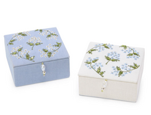 Load image into Gallery viewer, Hydrangea Small Jewelry Box with Beaded Tassel Puller

