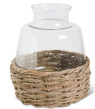Load image into Gallery viewer, Clear Vases with Rattan

