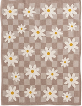 Load image into Gallery viewer, Cotton Knit Baby Blanket w/ Daisies
