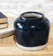 Load image into Gallery viewer, Deep Blue Vase
