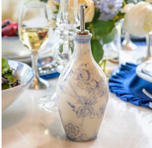 Load image into Gallery viewer, Giulietta Blue Oil Bottle
