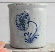 Load image into Gallery viewer, Candle Crock- Dahlia

