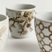 Load image into Gallery viewer, Province Mini Flower Pot
