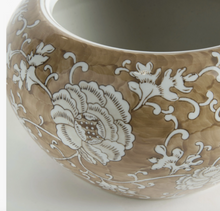 Load image into Gallery viewer, Province Lotus Planter
