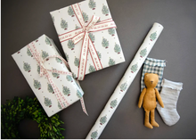 Load image into Gallery viewer, 'O' Christmas Tree' Wrapping Paper Roll
