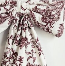 Load image into Gallery viewer, Bows Star Toile
