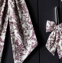 Load image into Gallery viewer, Bows Star Toile
