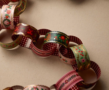 Load image into Gallery viewer, Holiday Paper Chain Kit
