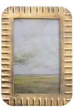 Load image into Gallery viewer, Metal Ribbed Photo Frame
