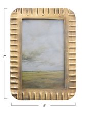 Load image into Gallery viewer, Metal Ribbed Photo Frame

