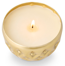 Load image into Gallery viewer, Illume Winter White Radiant

