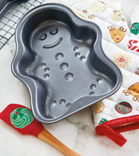 Load image into Gallery viewer, Gingerbread Man Non-Stick 9" Cake Pan

