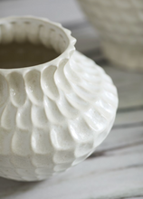 Load image into Gallery viewer, Ilaria Vase
