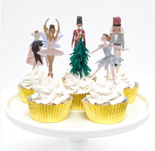 Load image into Gallery viewer, Nutcracker Cupcake Kit
