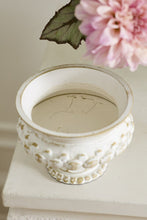 Load image into Gallery viewer, Manor Compote

