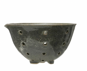 Stoneware Berry Bowl
