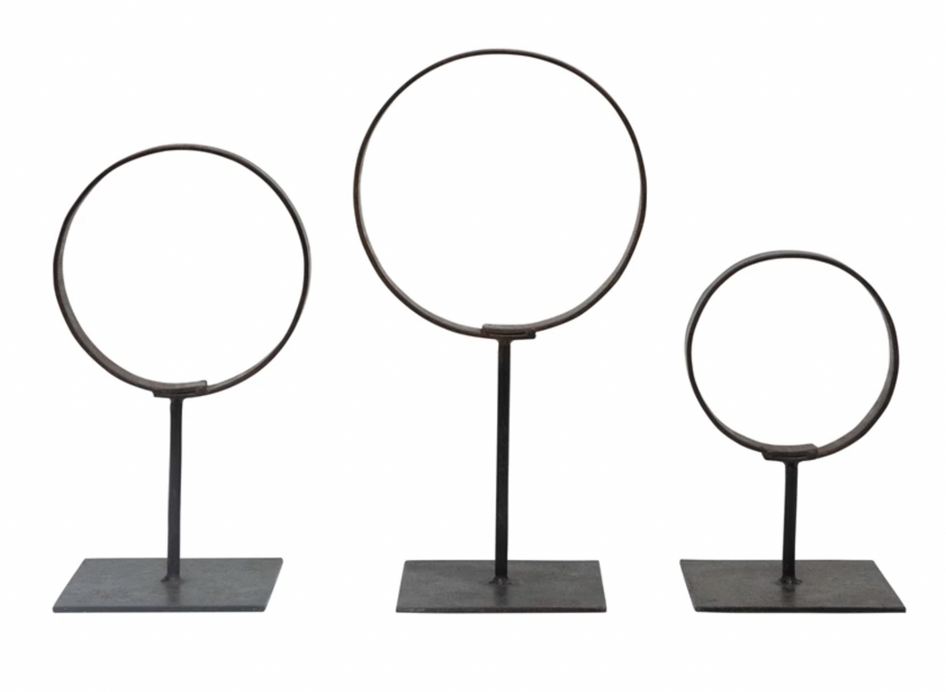 Metal Ring on Stand