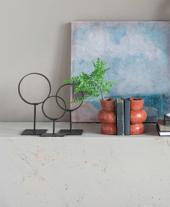 Metal Ring on Stand