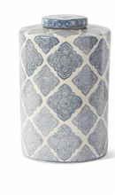Load image into Gallery viewer, Quatrefoil Container
