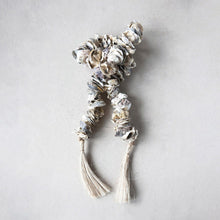Load image into Gallery viewer, Oyster Shell Garland
